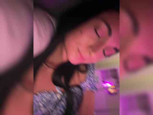 _UkRaiNo4Ka_ webcam