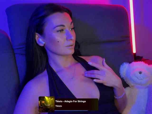 _UkRaiNo4Ka_ webcam