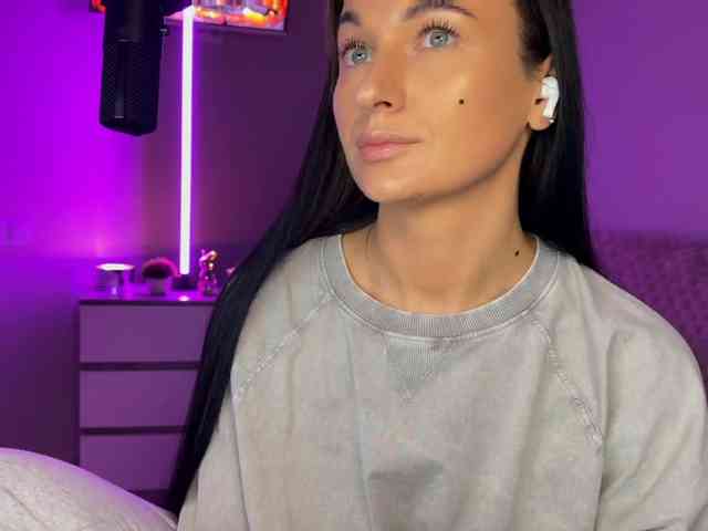 _UkRaiNo4Ka_ webcam