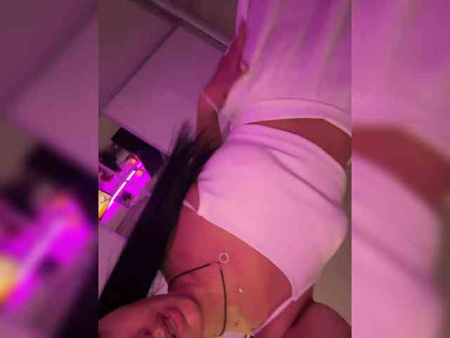 _UkRaiNo4Ka_ webcam