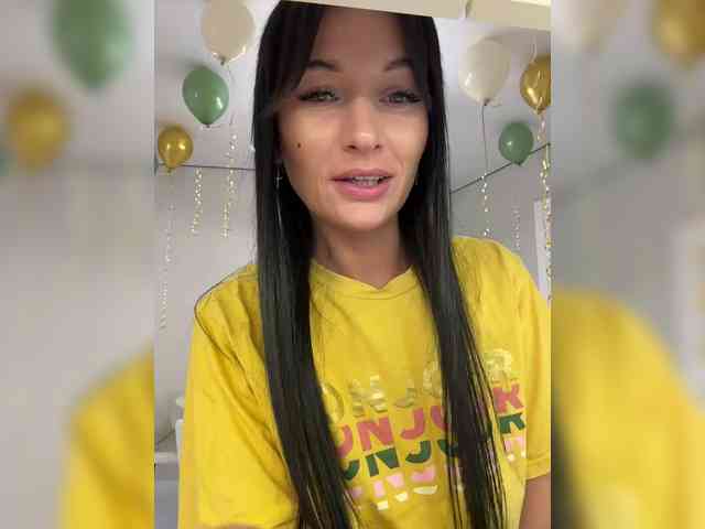 _UkRaiNo4Ka_ webcam