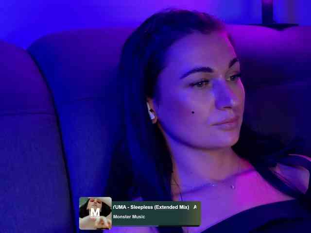 _UkRaiNo4Ka_ webcam