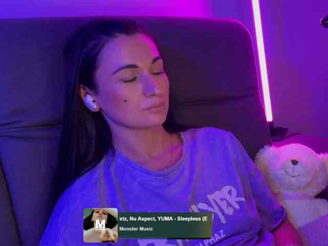 _UkRaiNo4Ka_ webcam