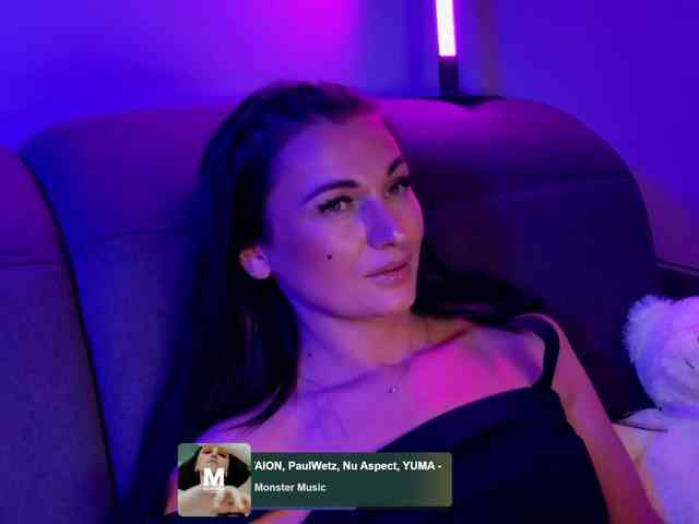 _UkRaiNo4Ka_ webcam