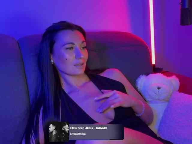 _UkRaiNo4Ka_ webcam