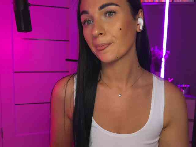 _UkRaiNo4Ka_ webcam