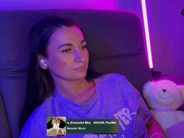 _UkRaiNo4Ka_ webcam