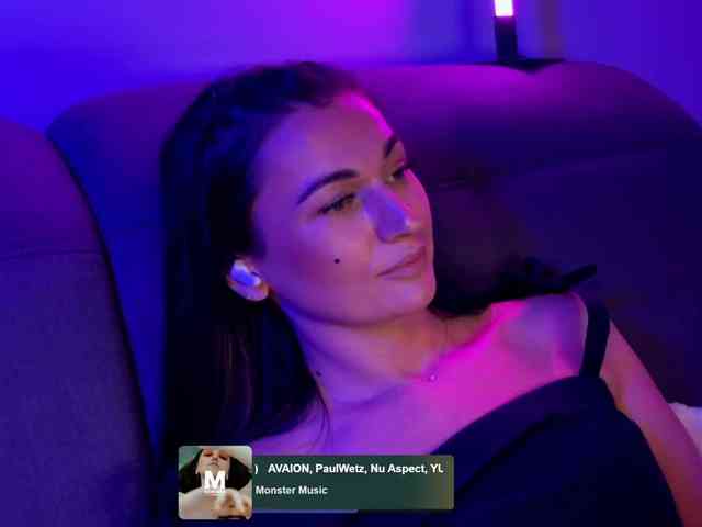 _UkRaiNo4Ka_ webcam