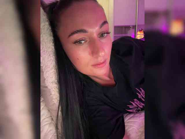 _UkRaiNo4Ka_ webcam