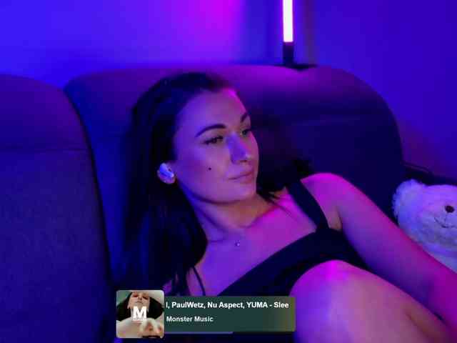 _UkRaiNo4Ka_ webcam