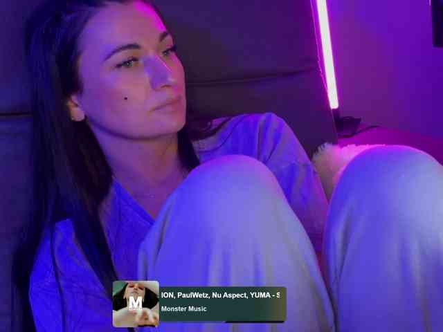 _UkRaiNo4Ka_ webcam