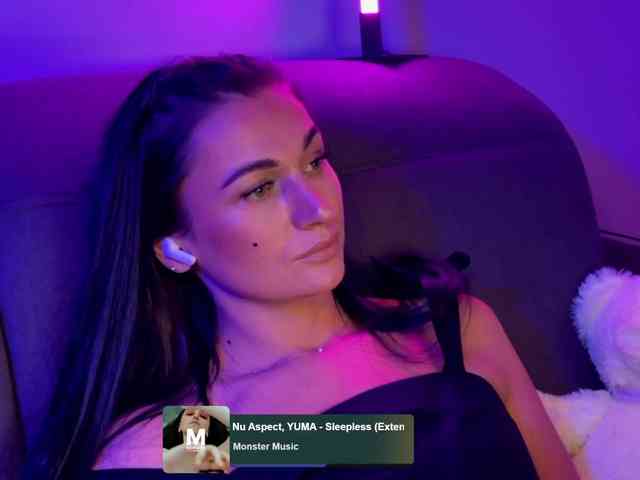 _UkRaiNo4Ka_ webcam