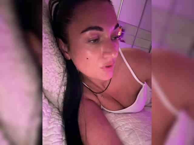 _UkRaiNo4Ka_ webcam