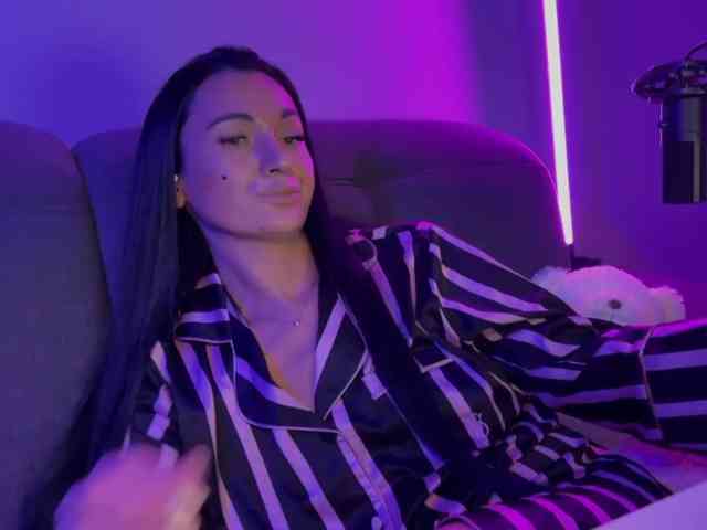 _UkRaiNo4Ka_ webcam