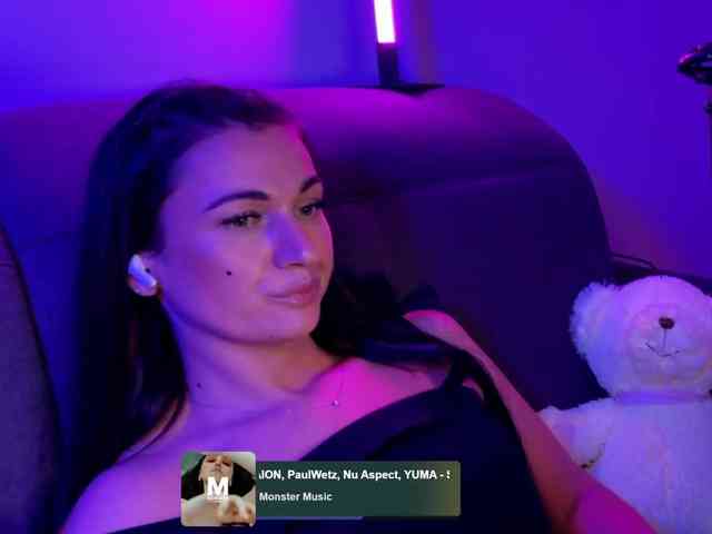 _UkRaiNo4Ka_ webcam