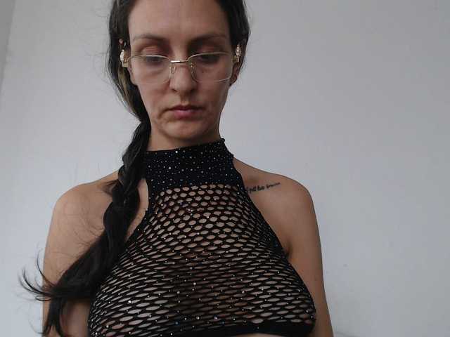 ke-moll's BongaCams show and profile