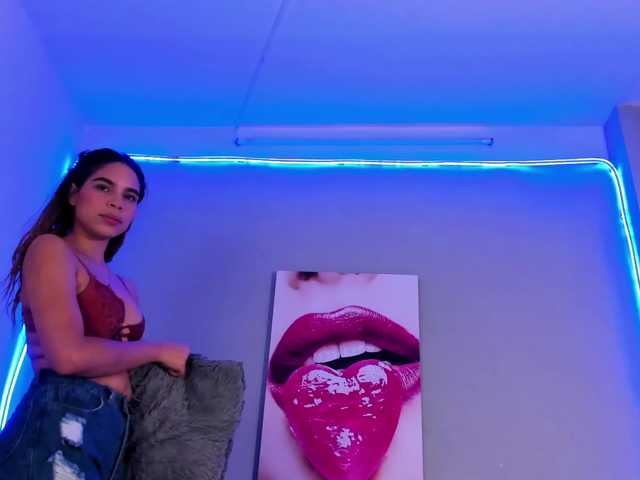 Victoria-Coos on BongaCams 