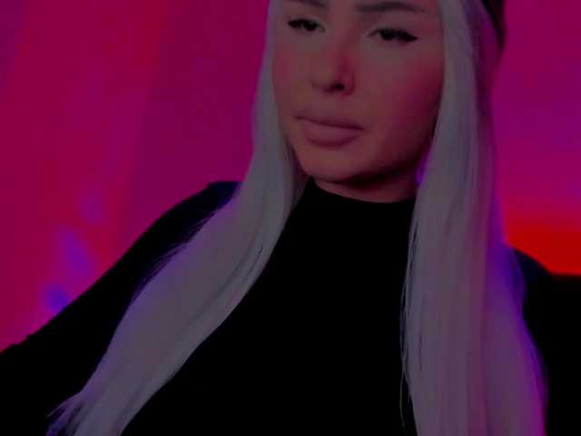 SashaGold1999 webcam