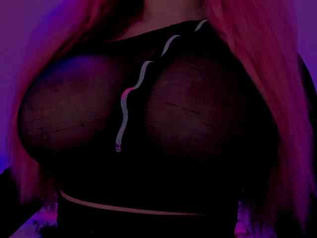 SashaGold1999 webcam