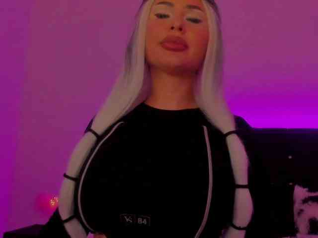 SashaGold1999 webcam