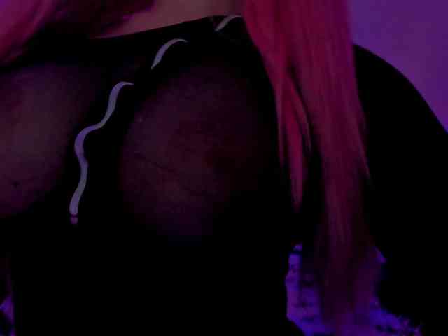 SashaGold1999 webcam