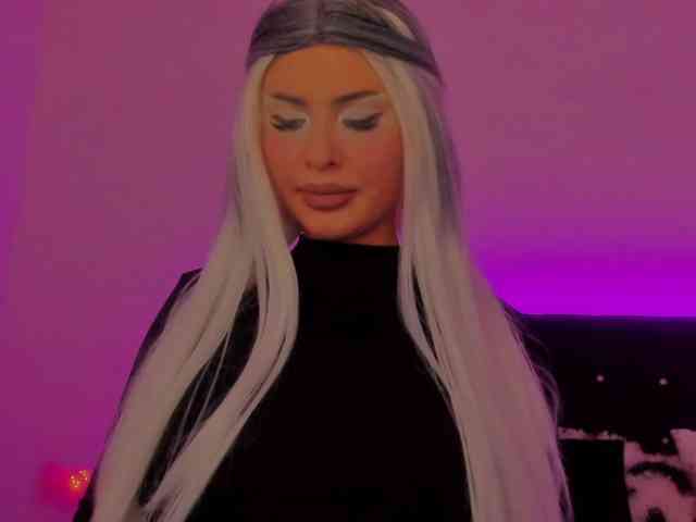 SashaGold1999 webcam