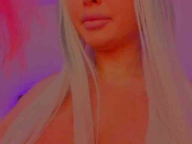 SashaGold1999 webcam
