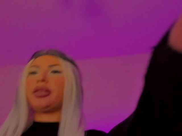 SashaGold1999 webcam