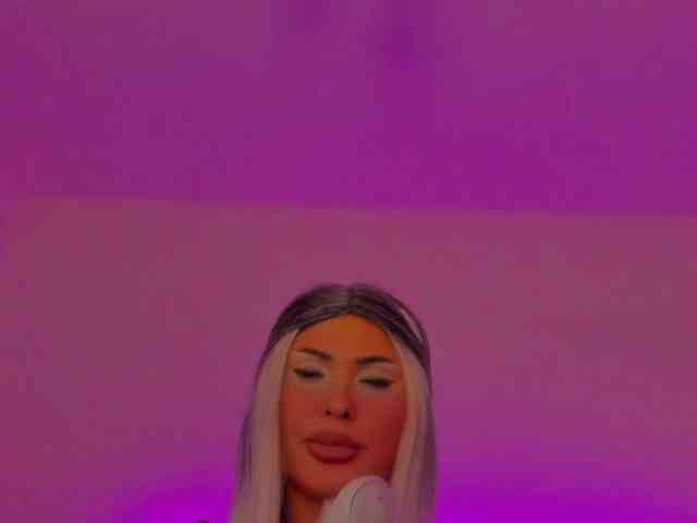 SashaGold1999 webcam