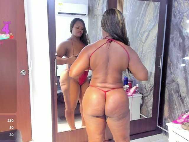  LauraSaenz01 chat room