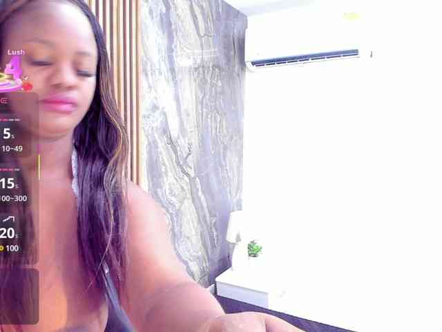 LauraSaenz01 webcam