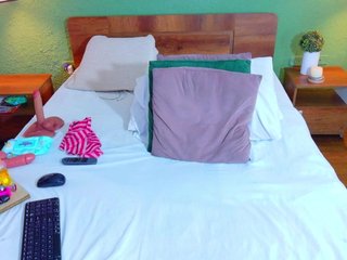 DANAABROWN Porn Show