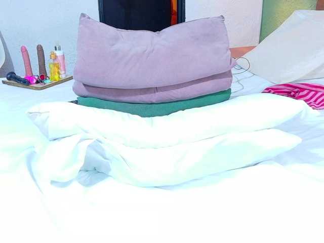 DANAABROWN's BongaCams show and profile