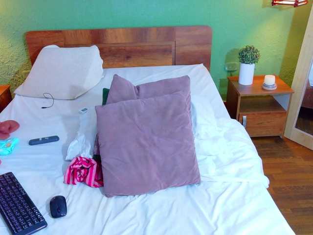 DANAABROWN's BongaCams show and profile