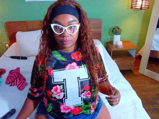 DANAABROWN's BongaCams show and profile