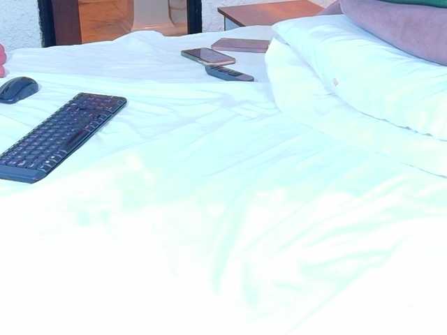 DANAABROWN's BongaCams show and profile