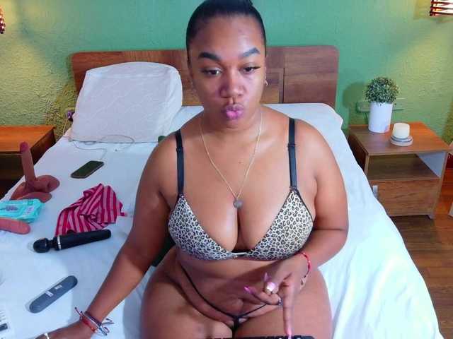 DANAABROWN's BongaCams show and profile