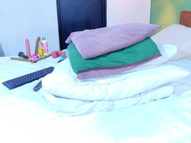 DANAABROWN's BongaCams show and profile