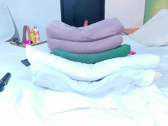 DANAABROWN's BongaCams show and profile