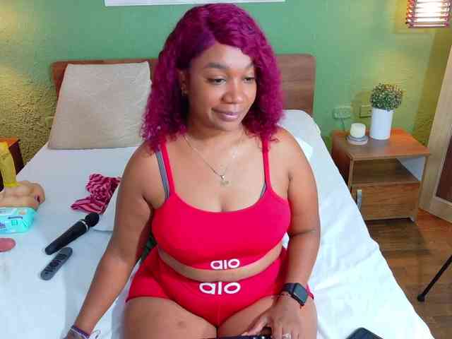 DANAABROWN webcam