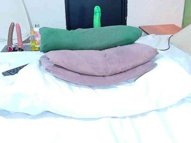 DANAABROWN webcam