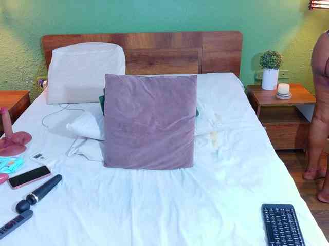 DANAABROWN DANAABROWN