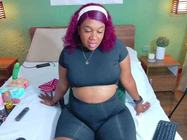 DANAABROWN webcam