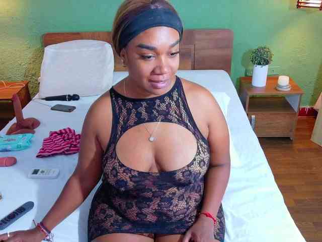 DANAABROWN DANAABROWN