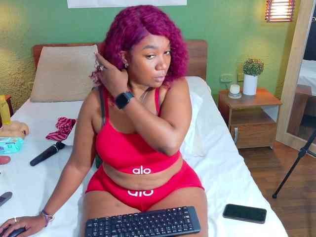 DANAABROWN webcam