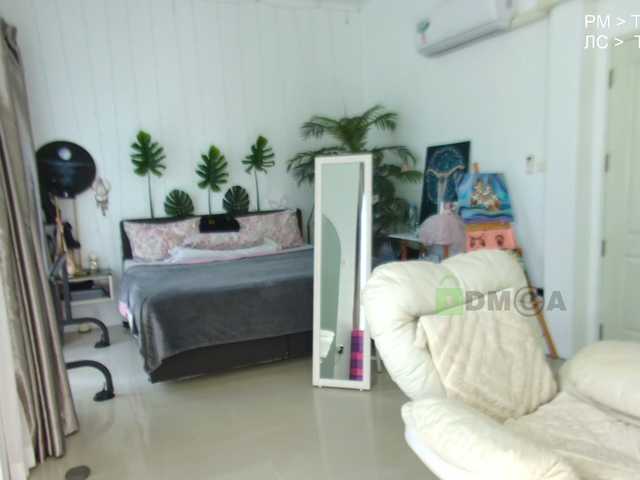 Flexy-Cat's BongaCams show and profile