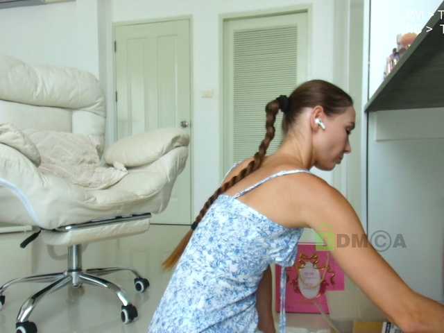 Flexy-Cat's BongaCams show and profile