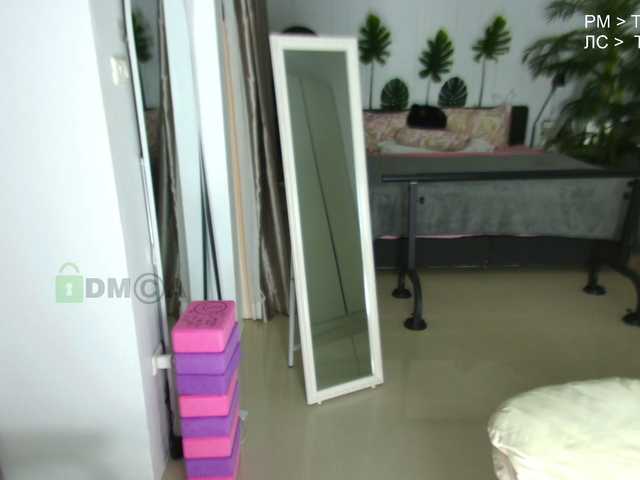 Flexy-Cat's BongaCams show and profile