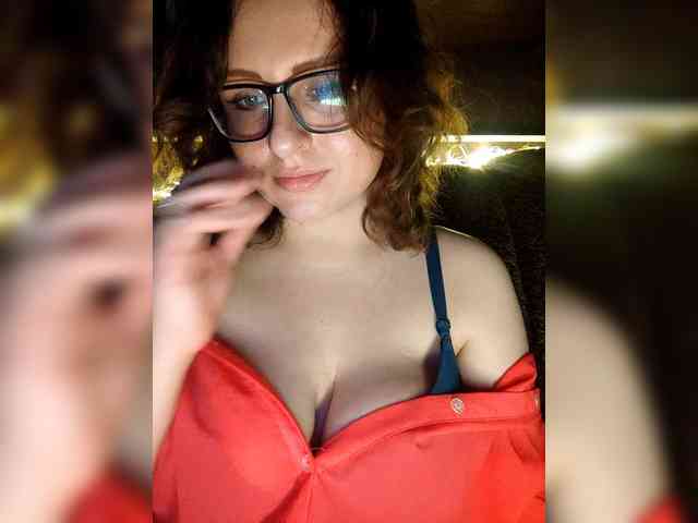 SatinUrban Live Webcam on BongaCams