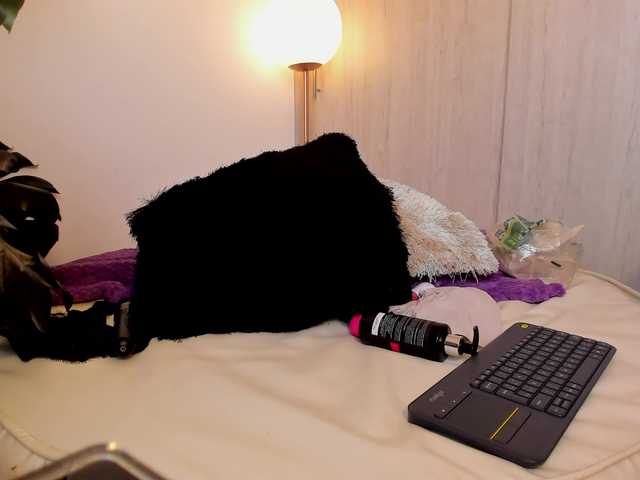 StacyConner's BongaCams show and profile